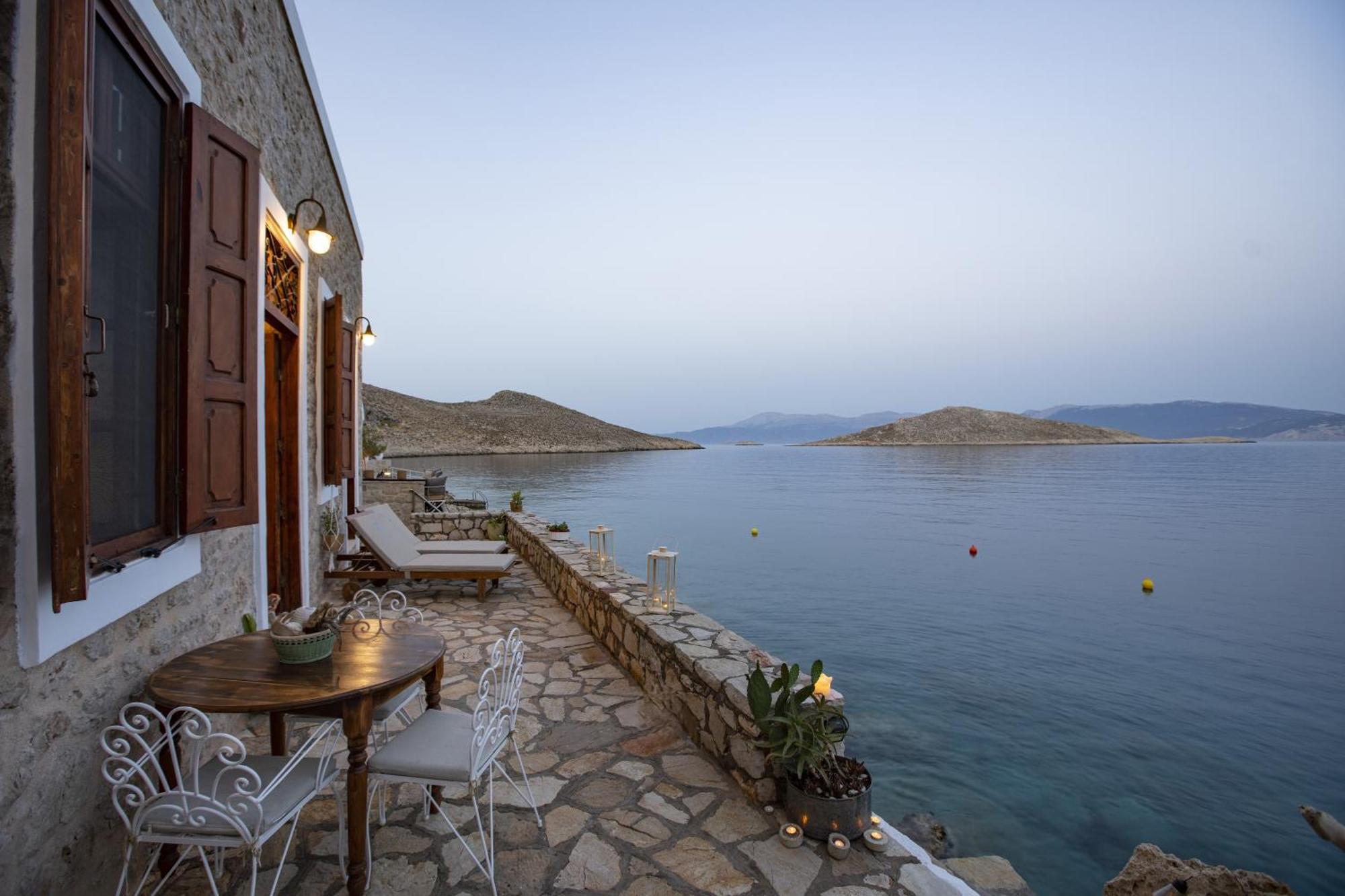 Villa Electra Chalki Town Екстериор снимка