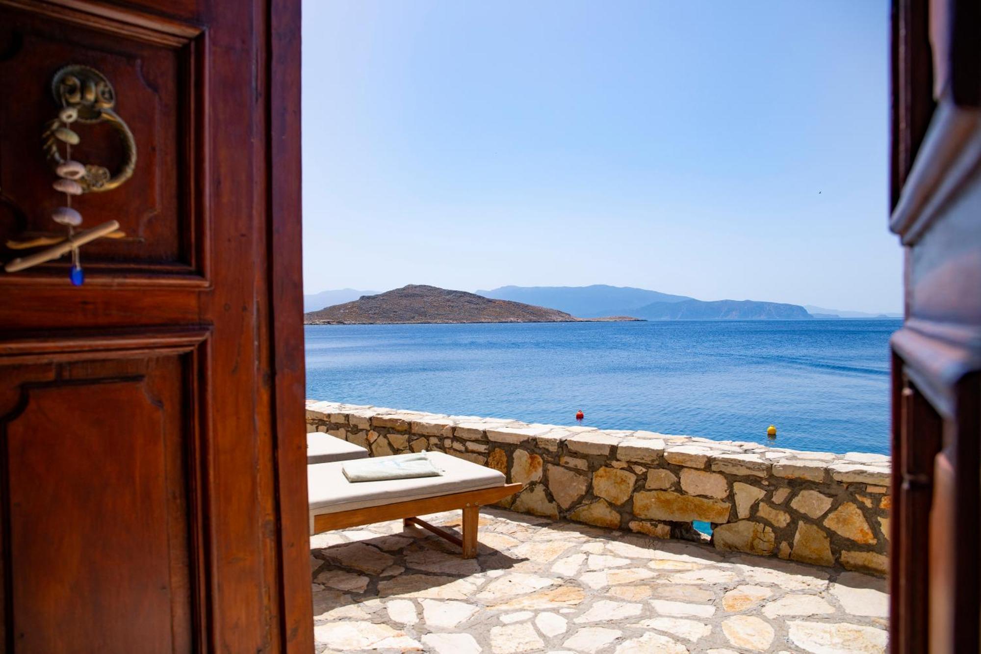 Villa Electra Chalki Town Екстериор снимка