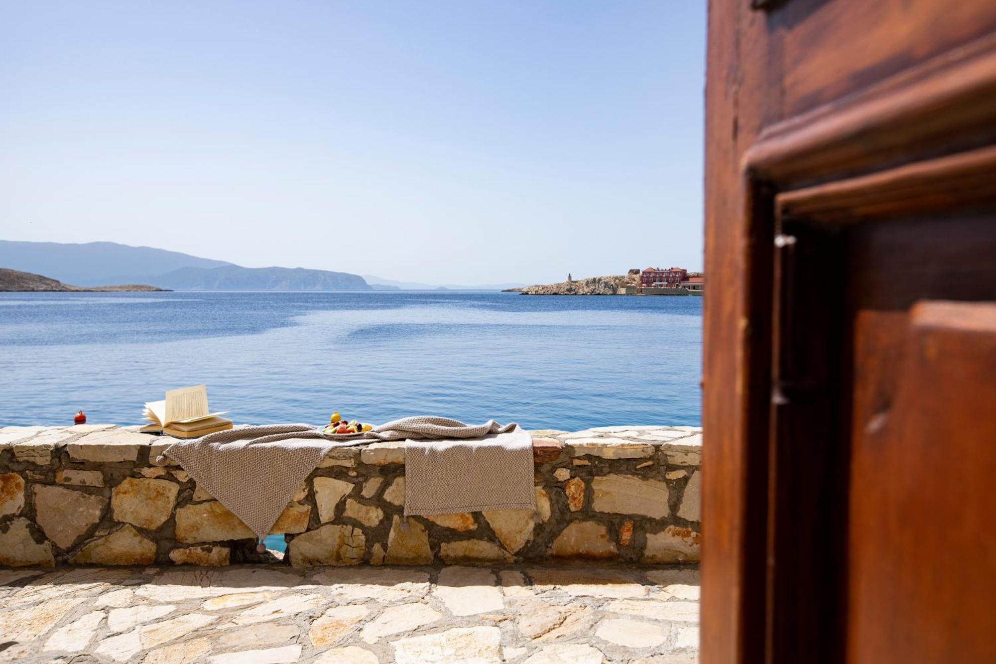 Villa Electra Chalki Town Екстериор снимка