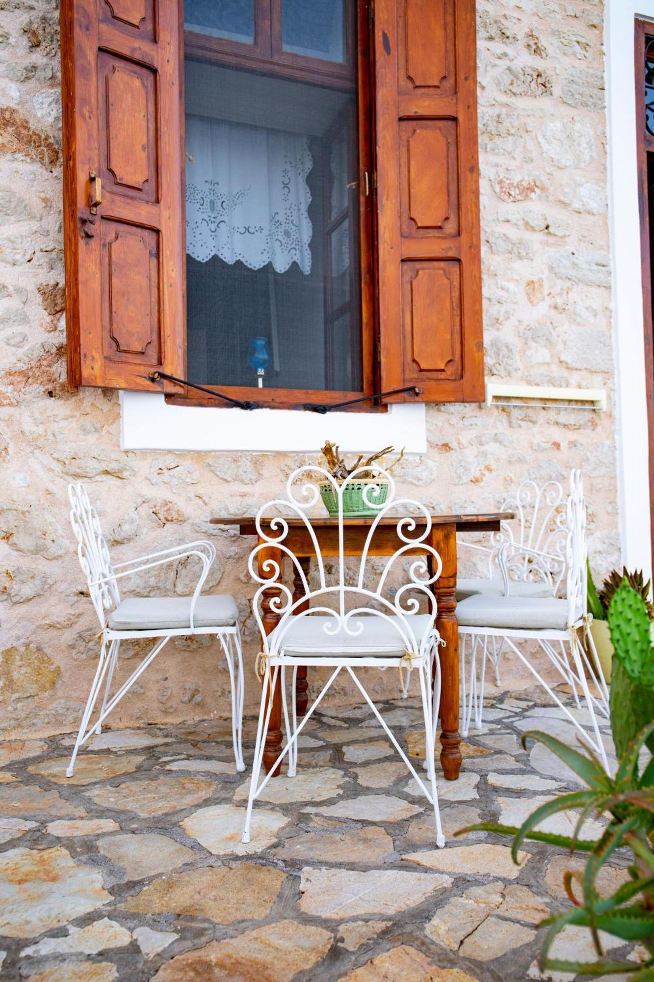 Villa Electra Chalki Town Екстериор снимка