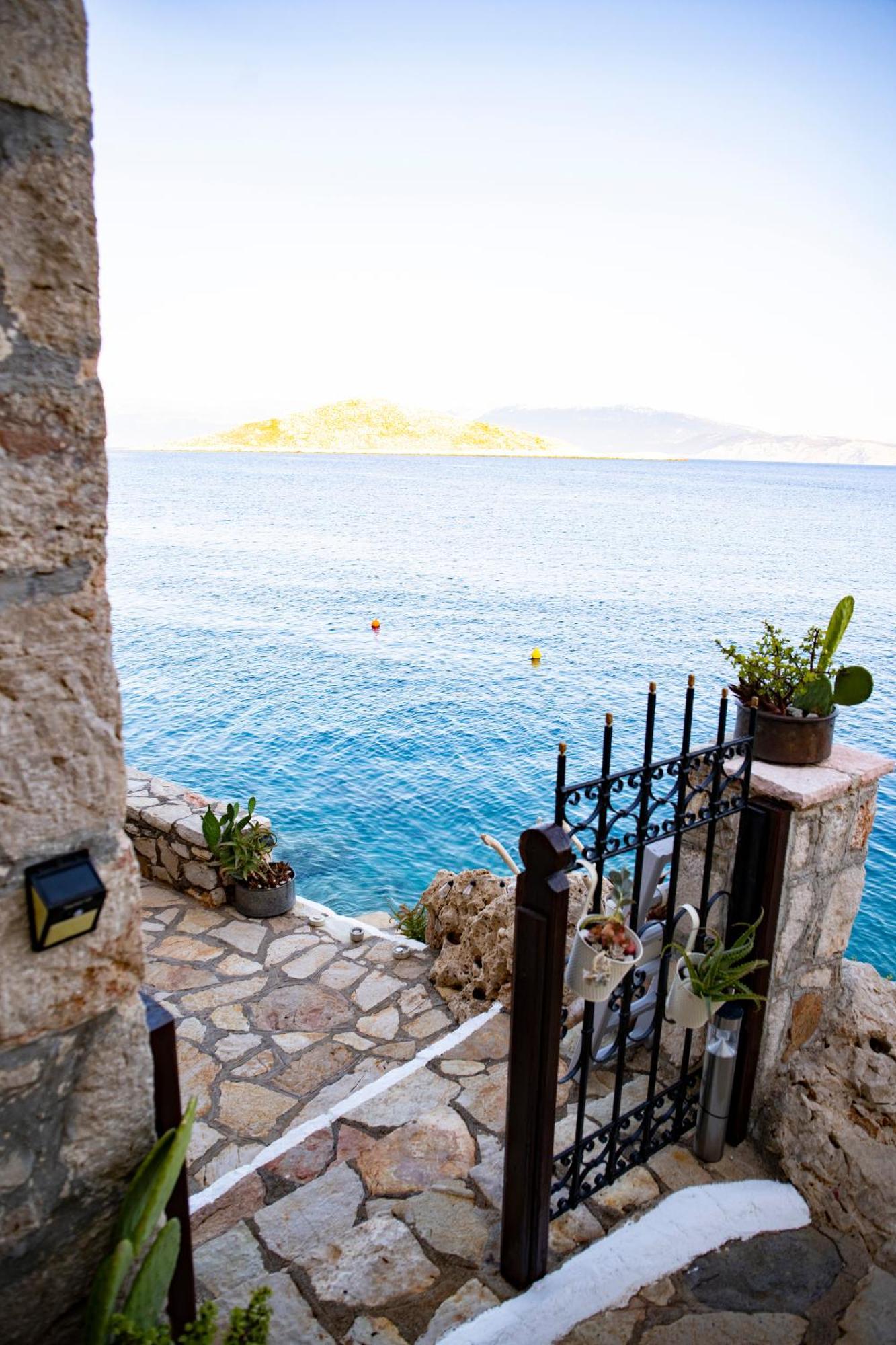 Villa Electra Chalki Town Екстериор снимка