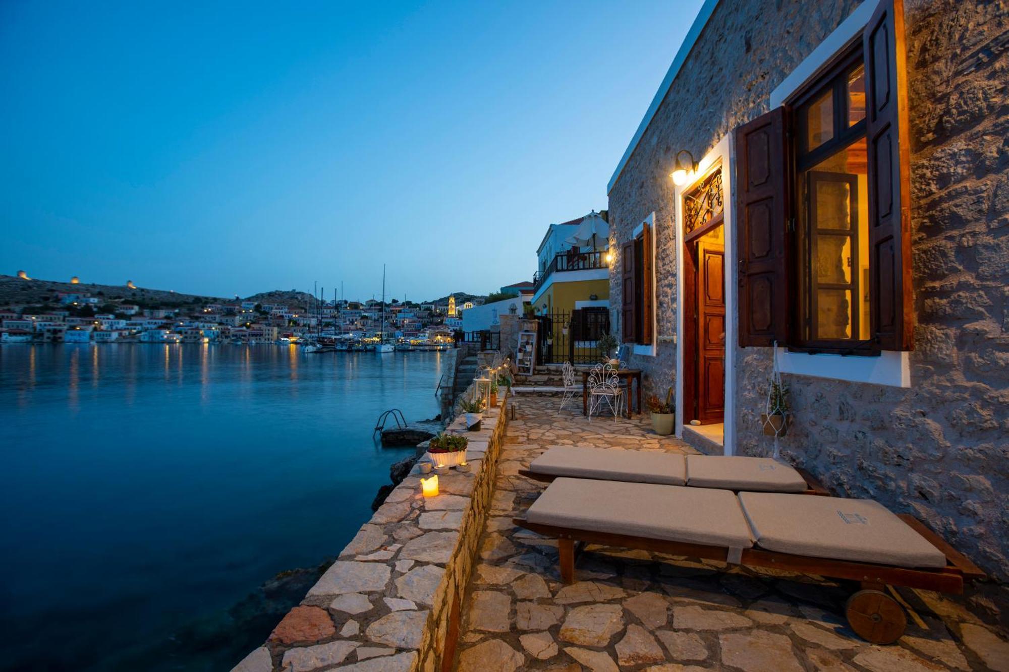 Villa Electra Chalki Town Екстериор снимка