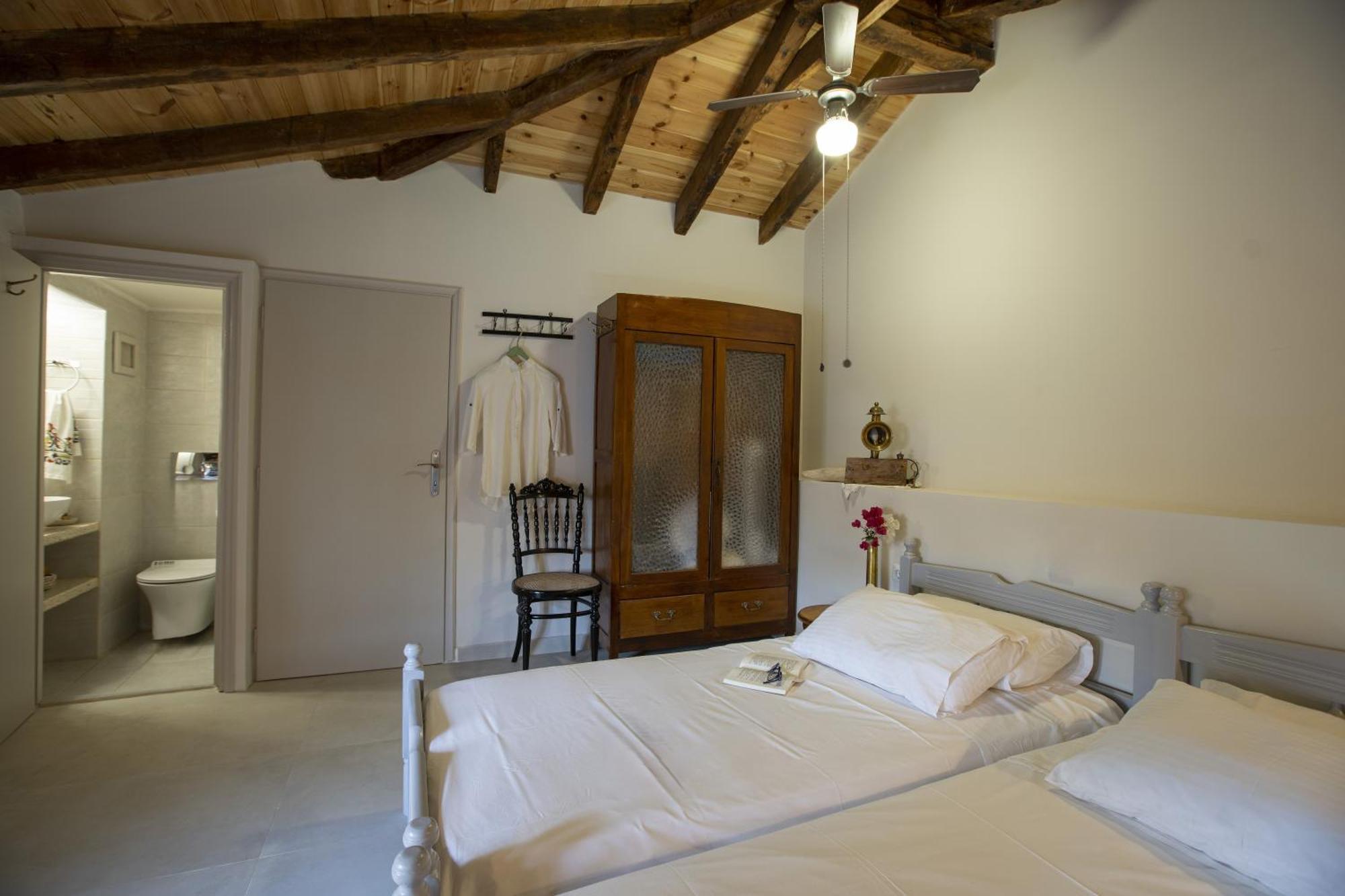 Villa Electra Chalki Town Екстериор снимка